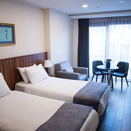 酒店 La Wisteria Boutique 4*