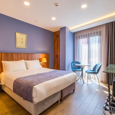 La Wisteria Boutique