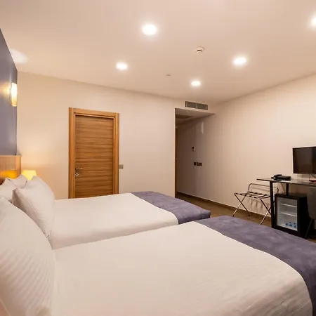 La Wisteria Boutique 4*