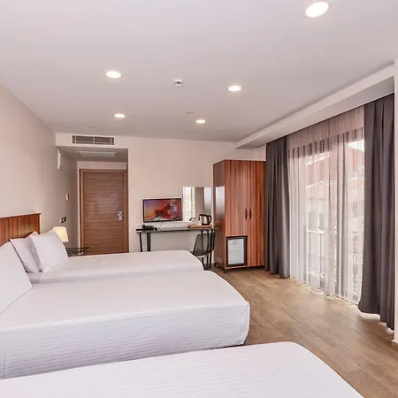 La Wisteria Boutique 4*