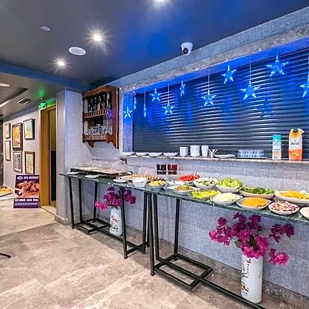 La Wisteria Boutique 4*