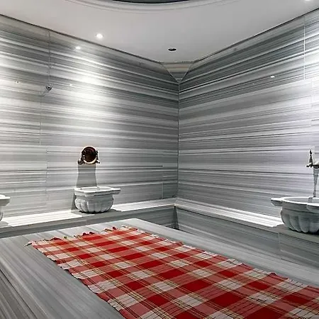 La Wisteria Boutique 4*