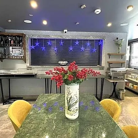 La Wisteria Boutique Отель 4*
