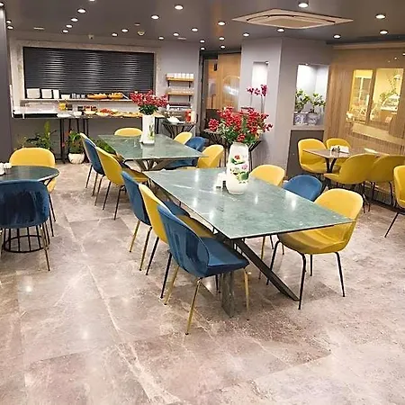 La Wisteria Boutique 4*