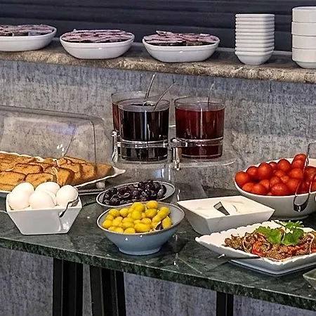 La Wisteria Boutique Hotel 4*
