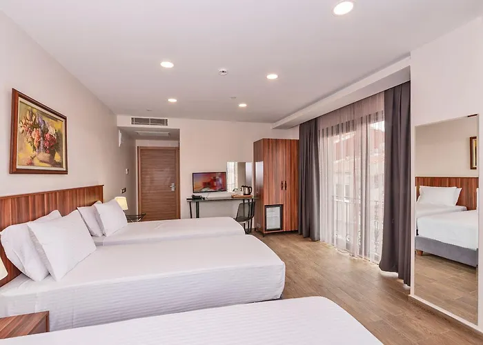 La Wisteria Boutique 4*