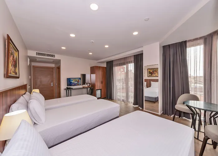 La Wisteria Boutique