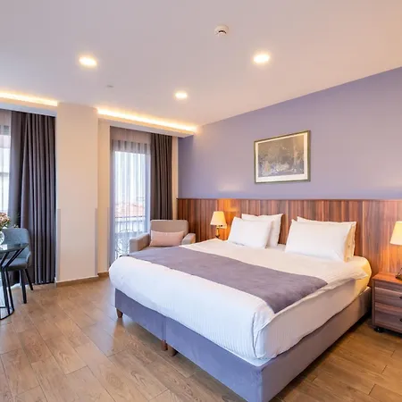 מלון La Wisteria Boutique